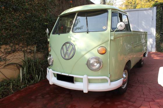 VOLKSWAGEN KOMBI 1.5 LUXO 8V GASOLINA 3P MANUAL